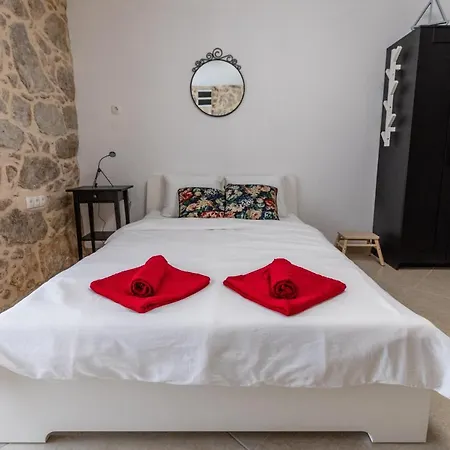 Otto Apartment